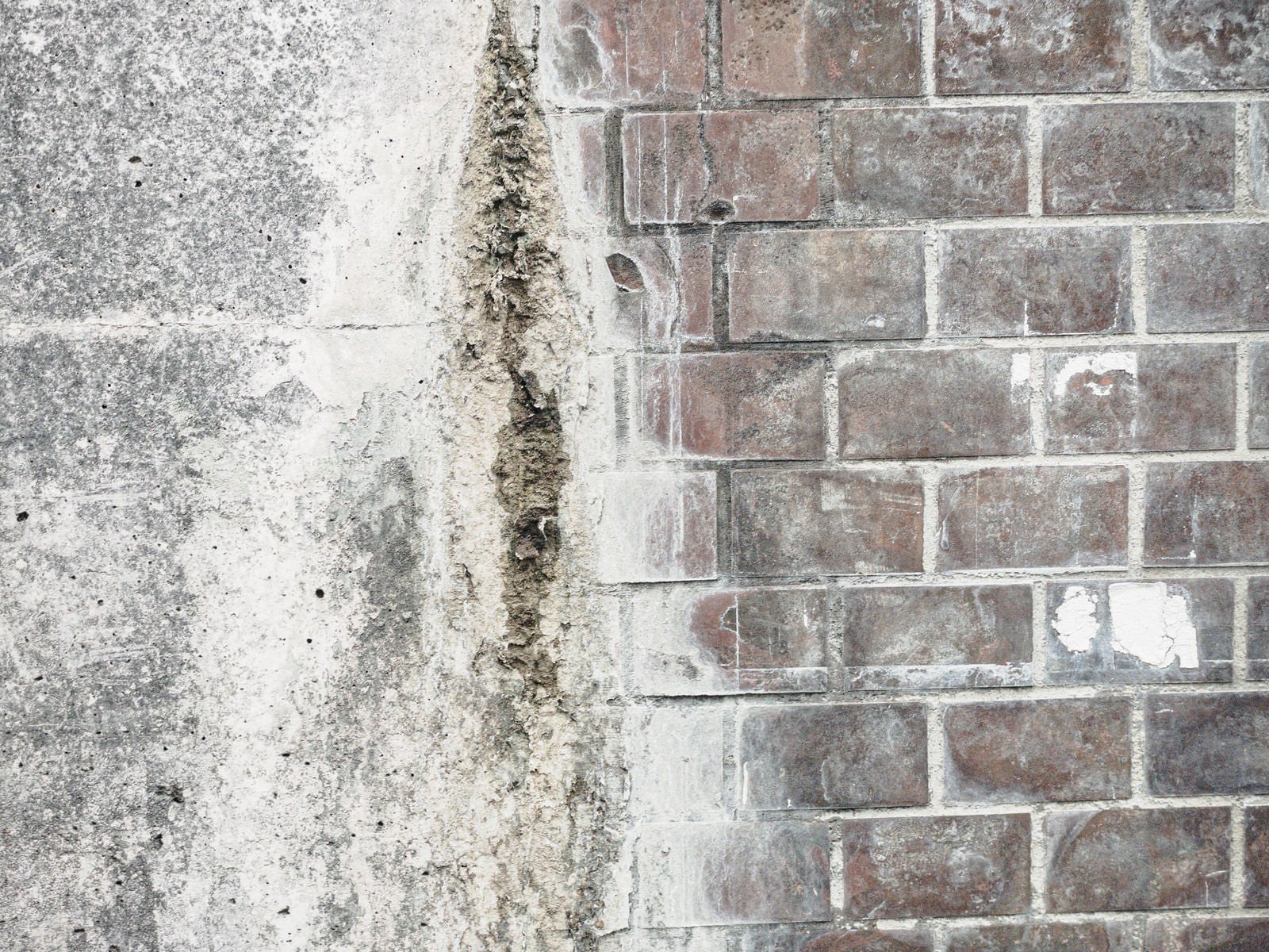 「汚れのこびりついた壁（テクスチャ）」の写真