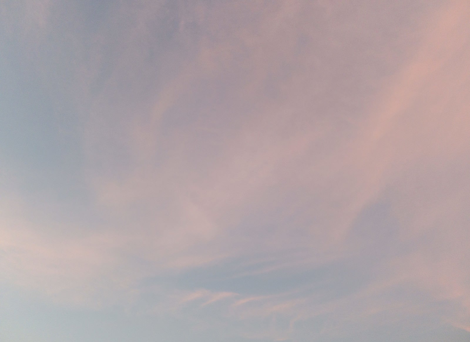 「夕焼けと薄雲」の写真