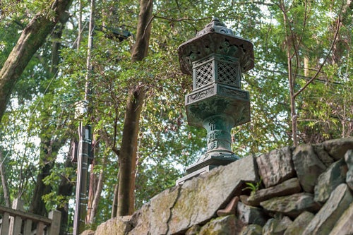  徳島県金比羅の灯籠の写真