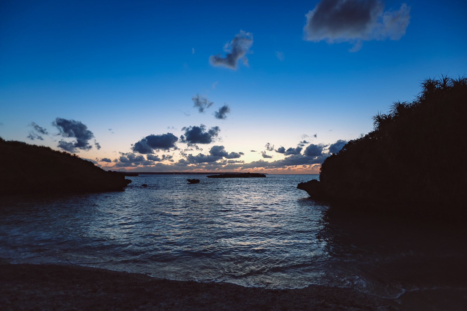 「日没時の海」の写真