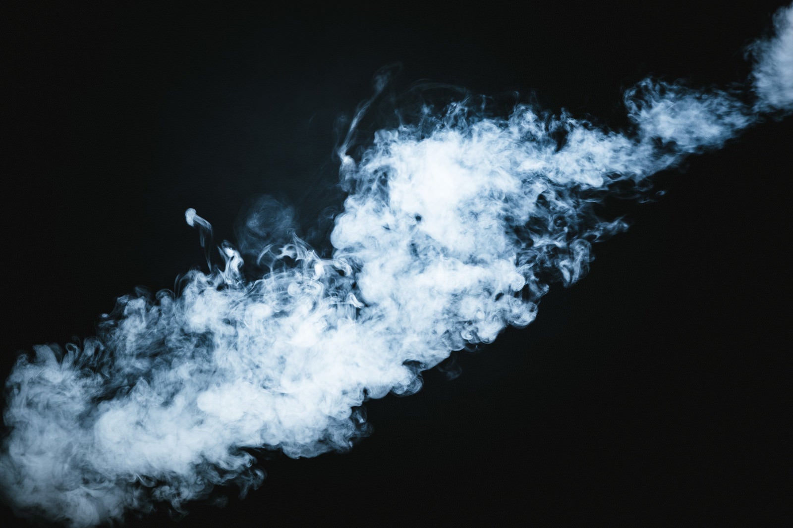 「流れる煙」の写真