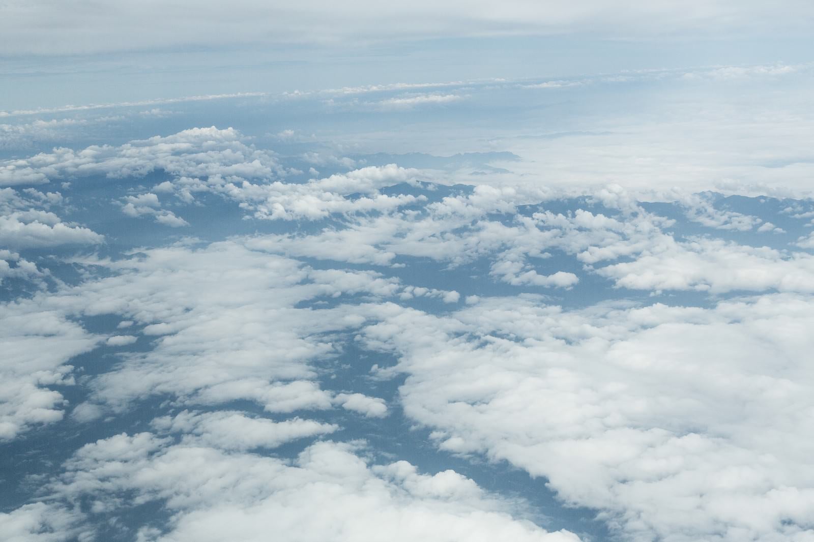 「上空からの雲」の写真