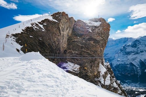 断崖絶壁のクリフウォーク（グリンデルワルト・スイス）の写真