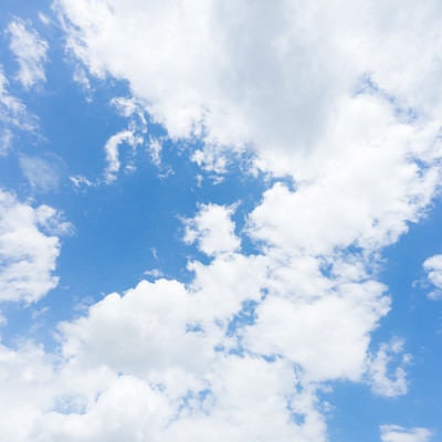 青い空と曇の写真