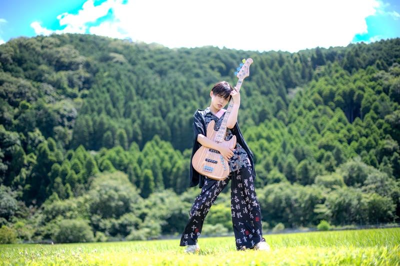 不正解！答えはギターから徐々にベースに変わっていったでした！の写真