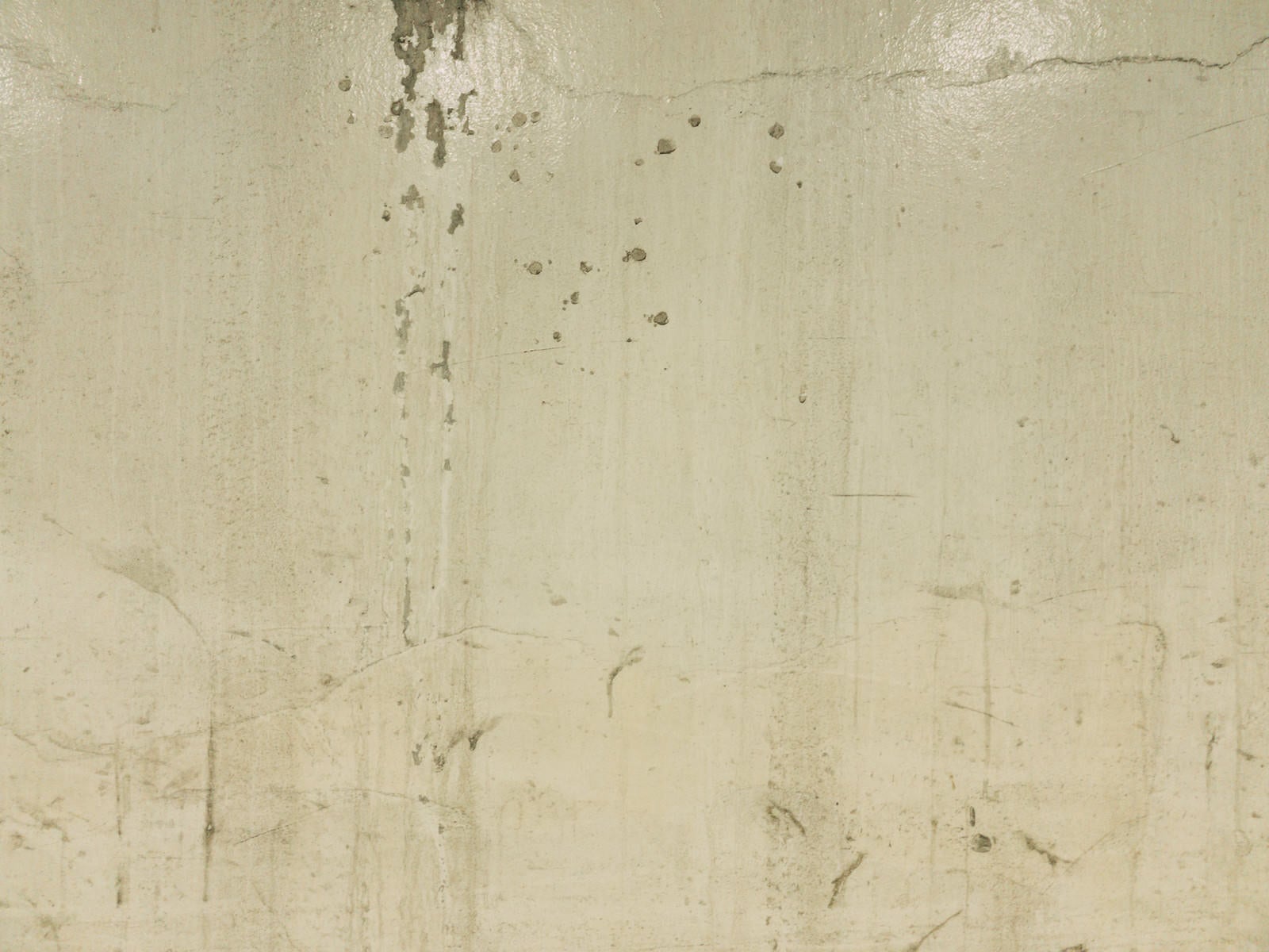 「塗装した壁に残る汚れのテクスチャー」の写真