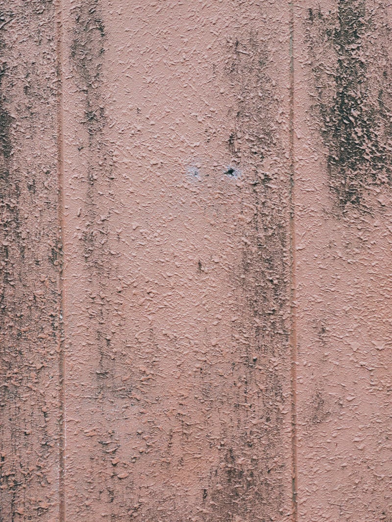 「汚れが付着した壁」の写真