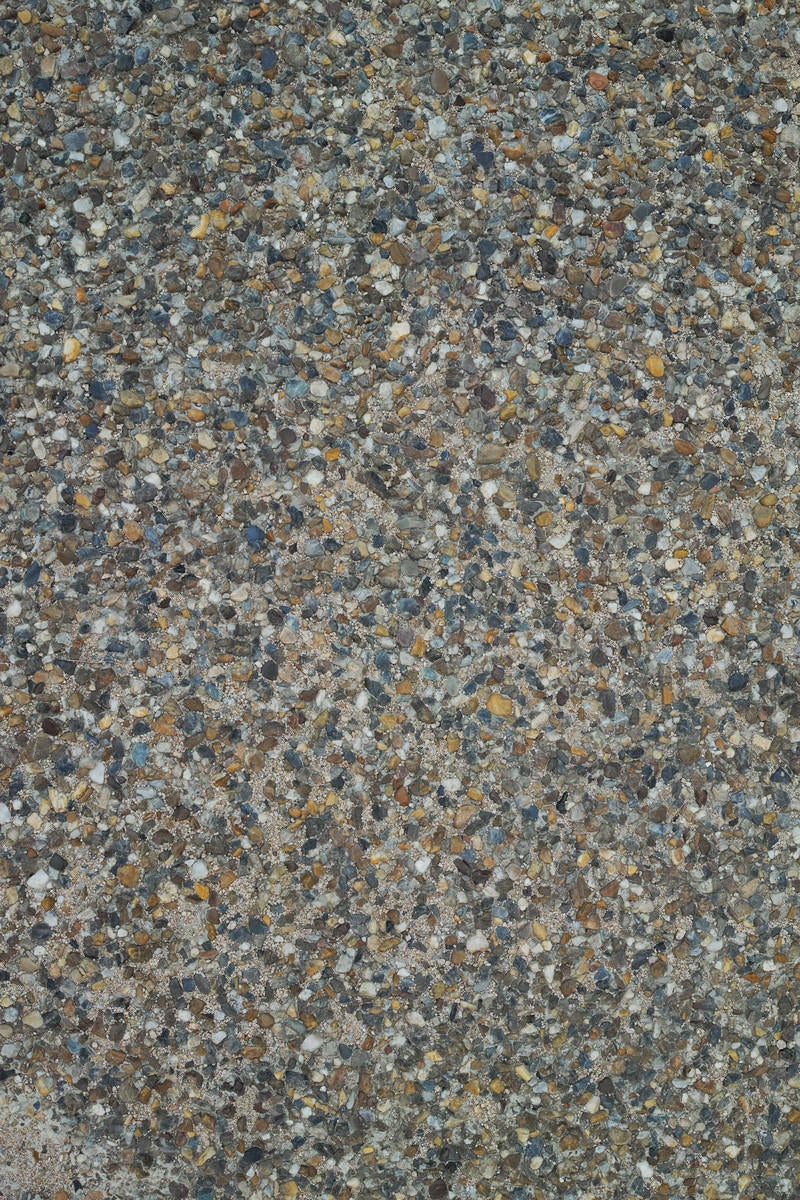 様々な色や形の砂利敷きの地面（テクスチャー）の写真
