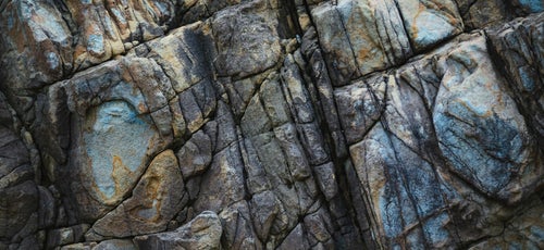 岩の亀裂（テクスチャ）の写真