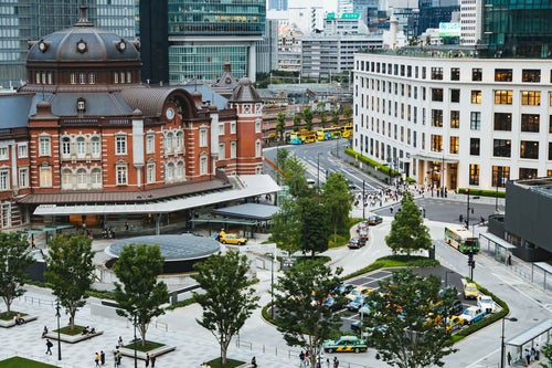 東京駅丸の内南口の様子の写真