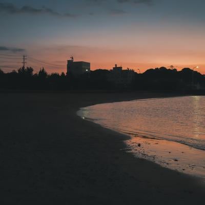 三重県答志島和具のビーチの朝焼けの写真