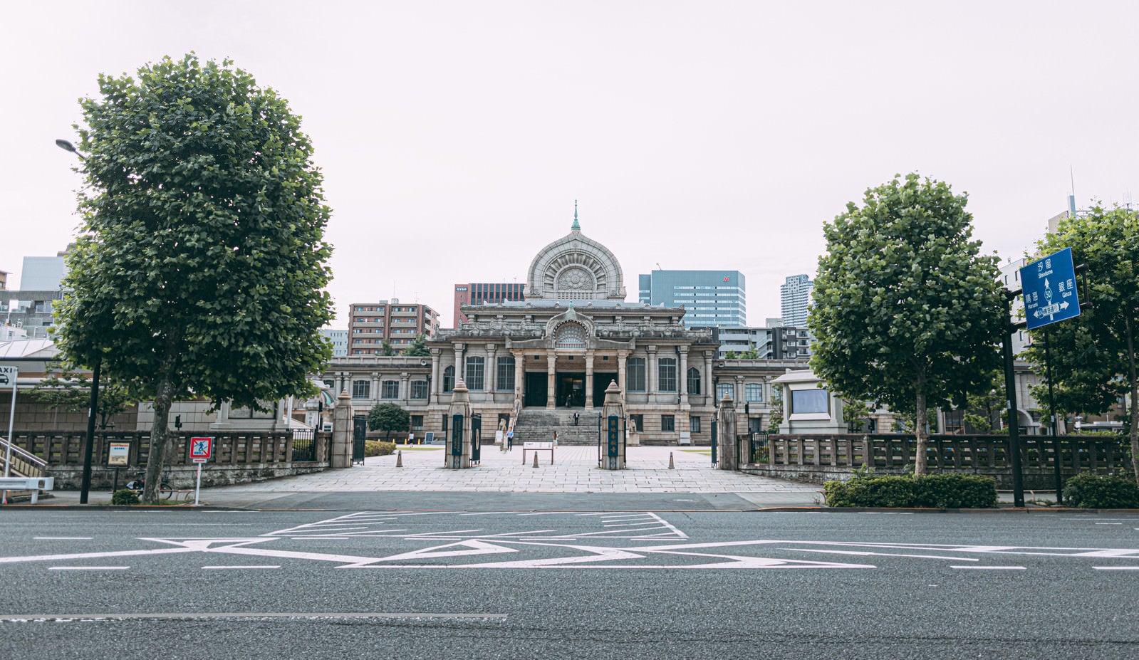 「築地本願寺本堂」の写真