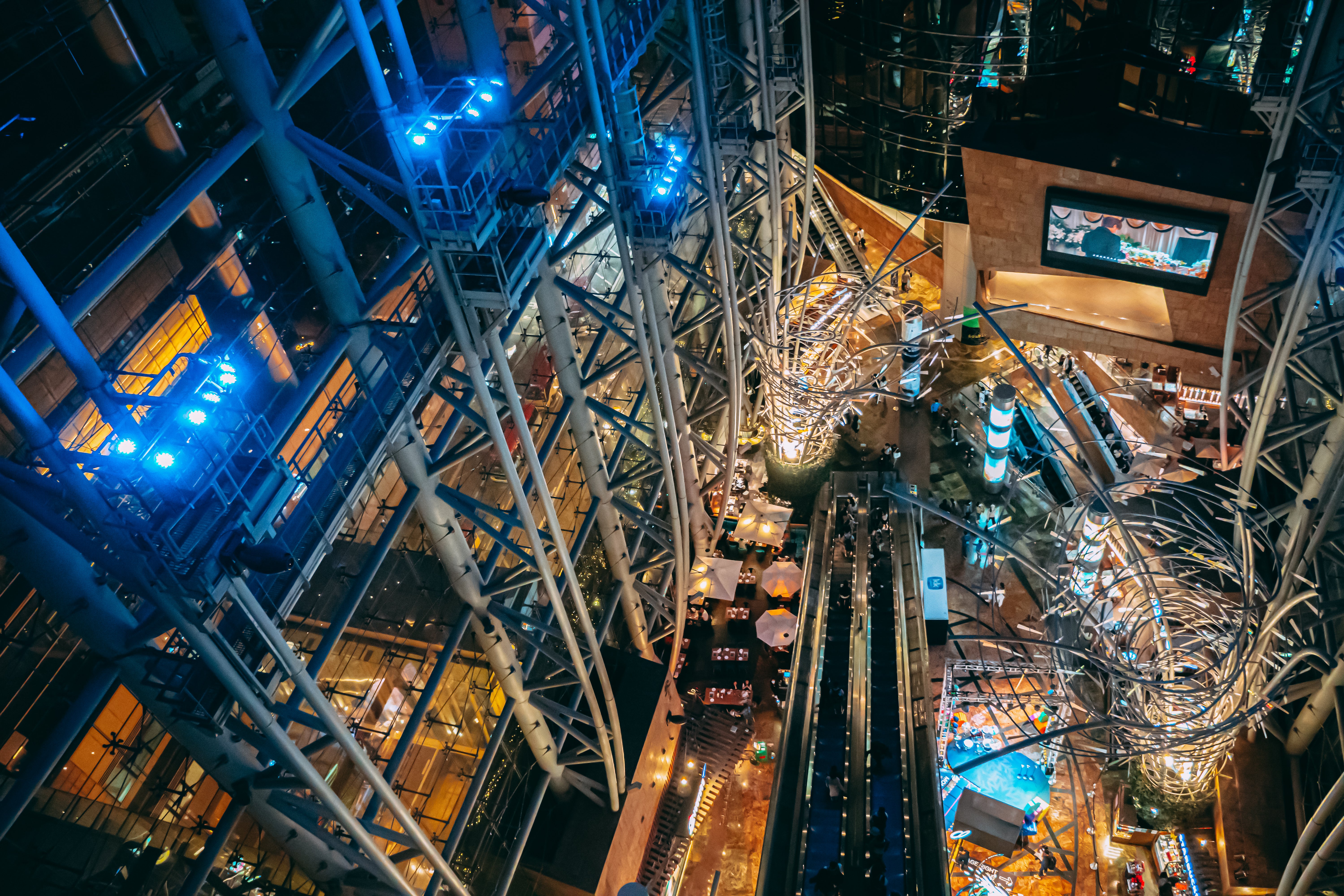 香港の旺角にあるショッピングモールLangham Place（ランガム