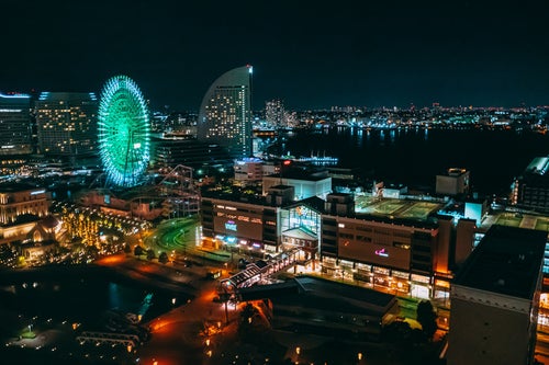 横浜ベイタワーから見える横浜ベイの写真