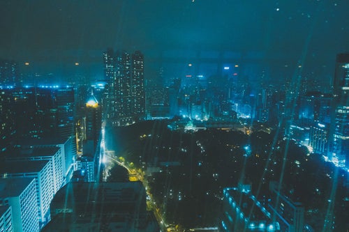 尖沙咀（チムサーチョイ・HK Tsim Sha Tsui ）の夜の雨の写真