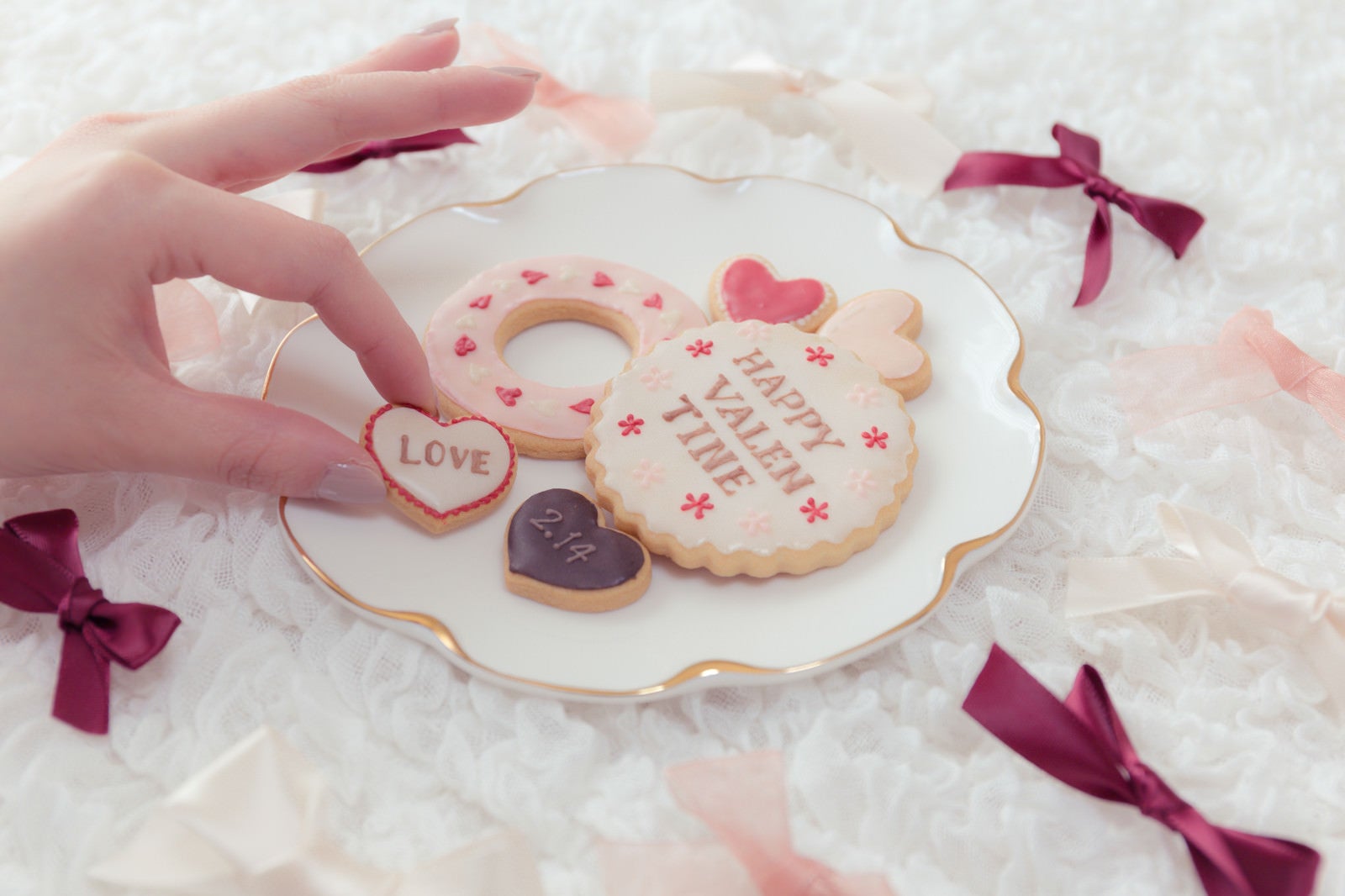 「バレンタイン「LOVE」クッキー」の写真