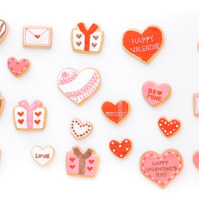 バレンタインに使いやすいハートのクッキーの写真