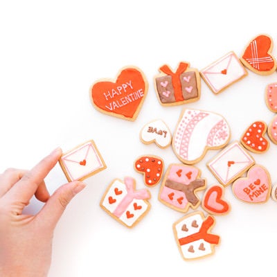 バレンタイン用のラブレタークッキーを追加の写真