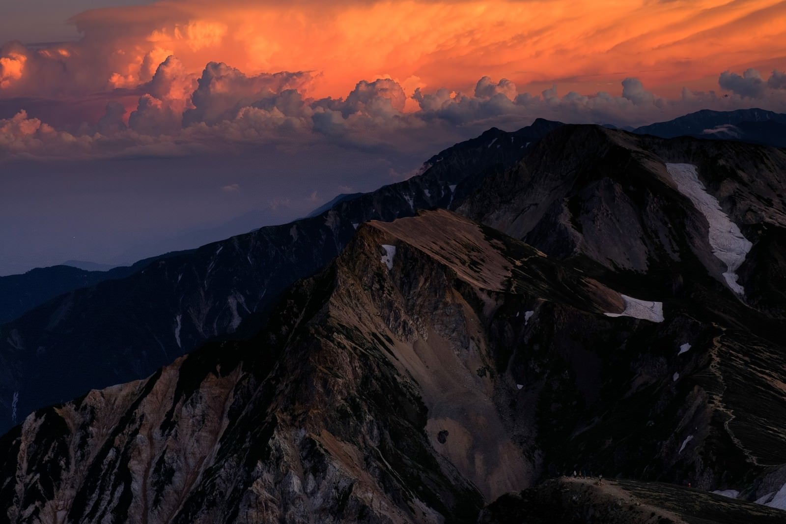 「杓子岳と白馬鑓ヶ岳の夕焼け」の写真
