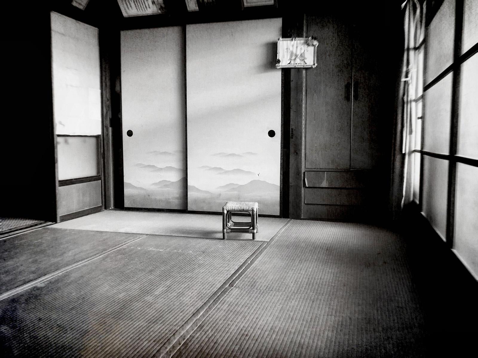 「昭和時代の和室 白黒写真で見る日本の歴史」の写真