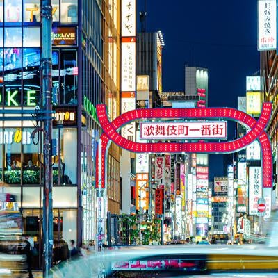 歌舞伎町一番街の輝きの写真
