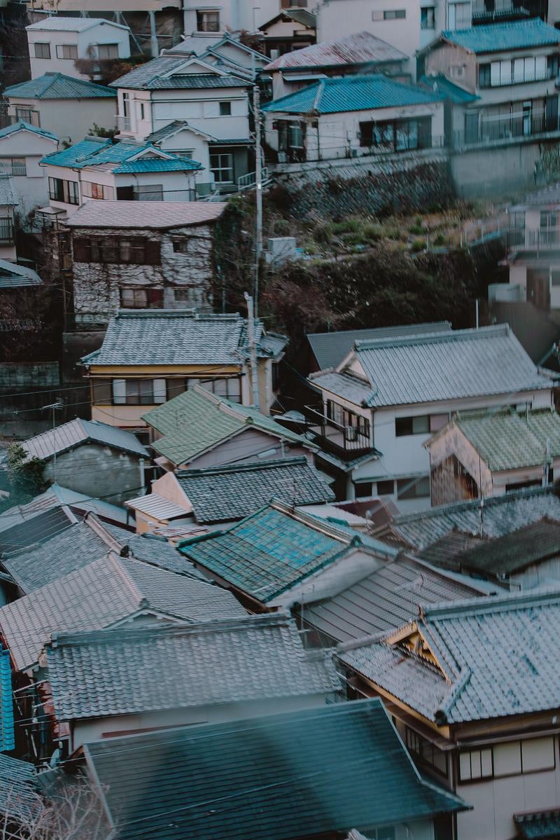 「和歌浦から見える住宅密集地」の写真