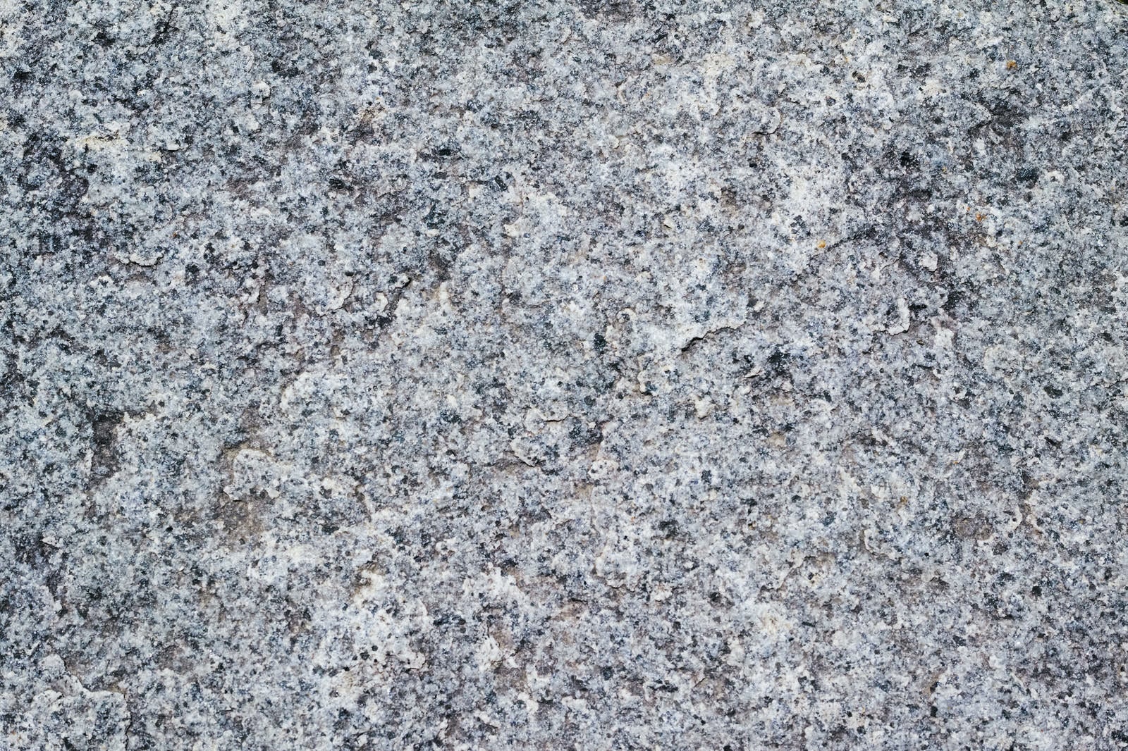 「斑模様に見える石材タイルのテクスチャー」の写真