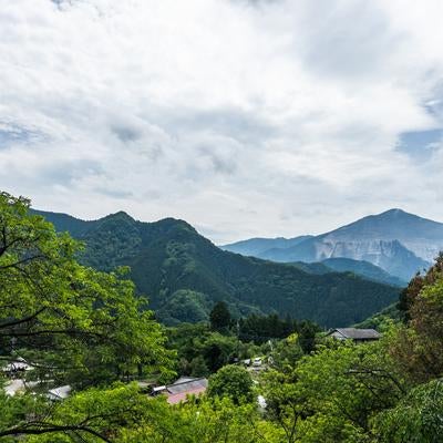芦ヶ久保から眺める武甲山の写真