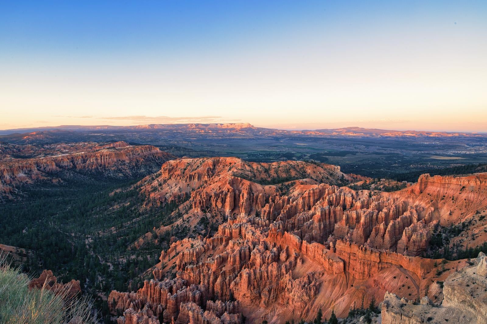 Bryce Canyon in Harmony with the Vast Twilight Sky - free stock photo