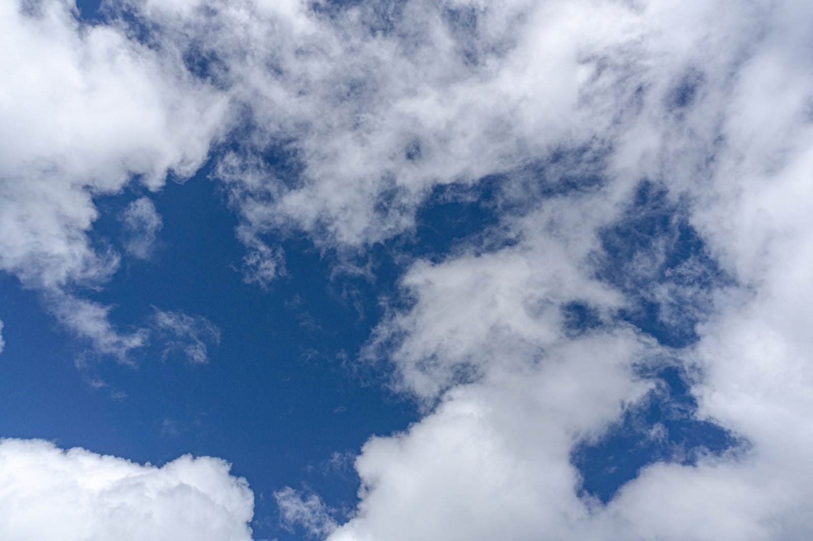 「雲と青空」の写真