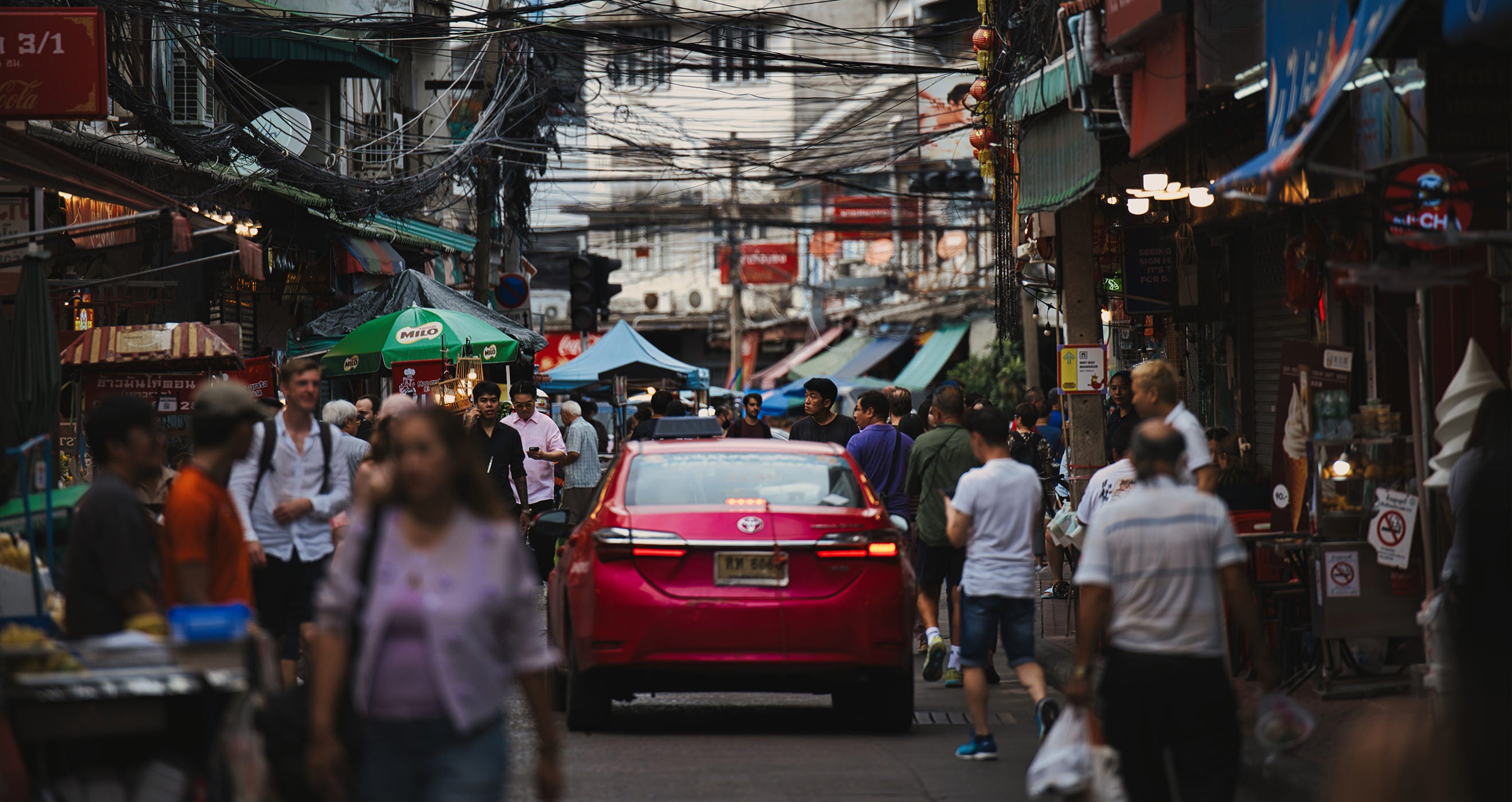 ぱくたそのトップページの背景画像