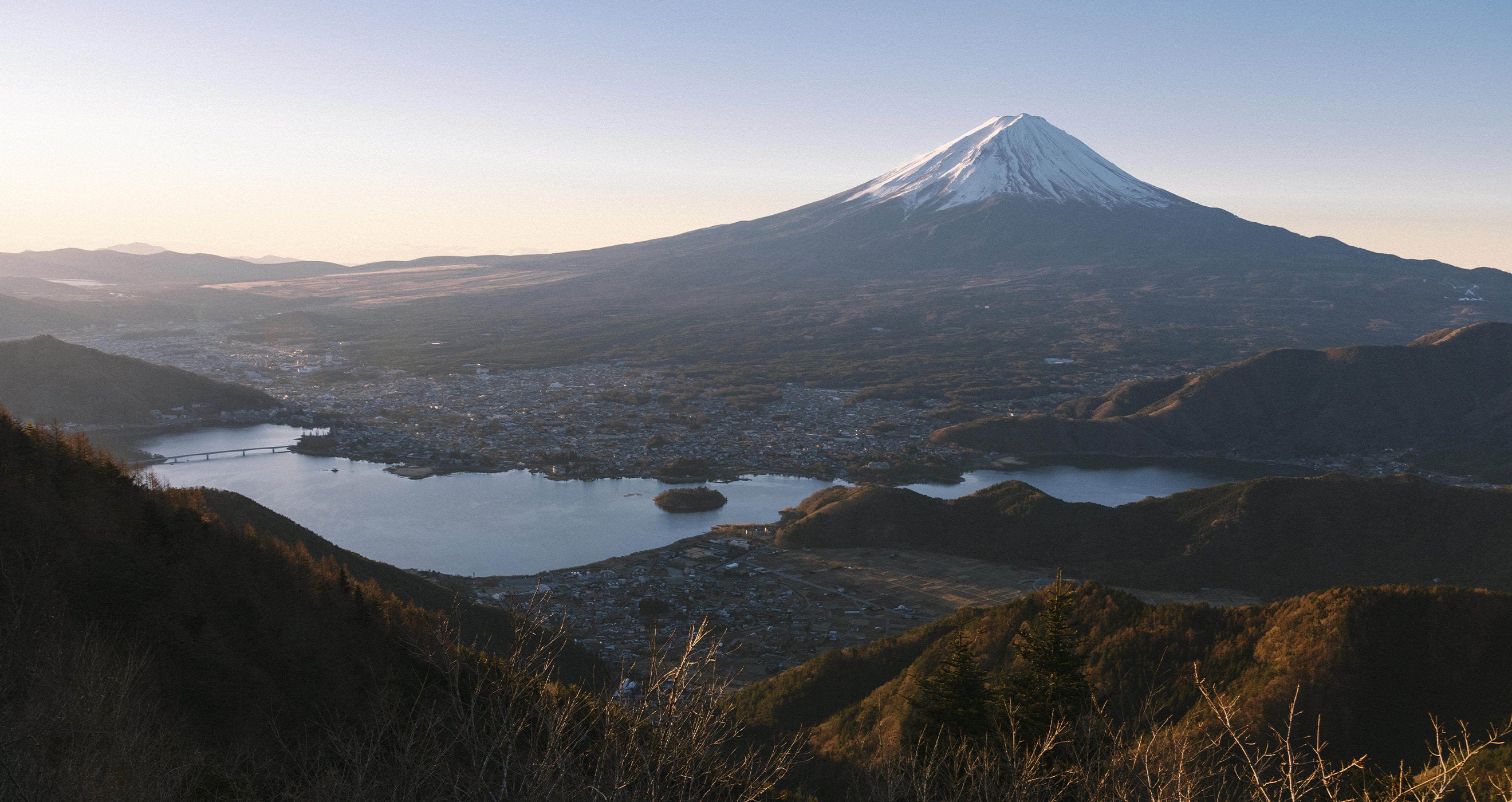 ぱくたそのトップページの背景画像